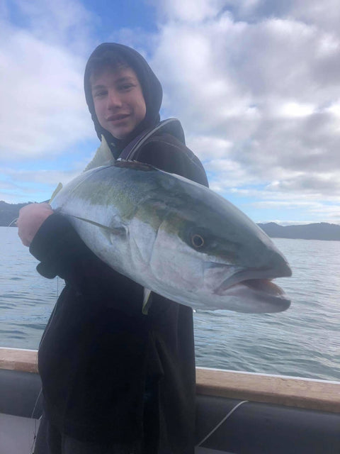 Casting poppers pays off for Thomas - OK.fish